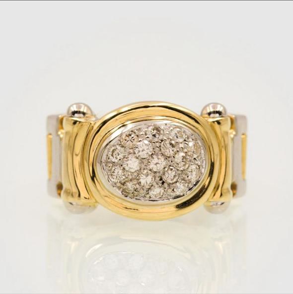 Anel de ouro com diamantes